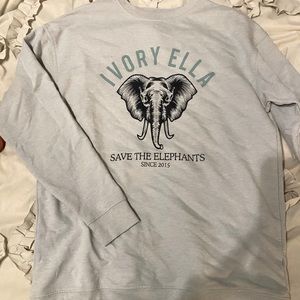 Ivory Ella light blue crewneck XS